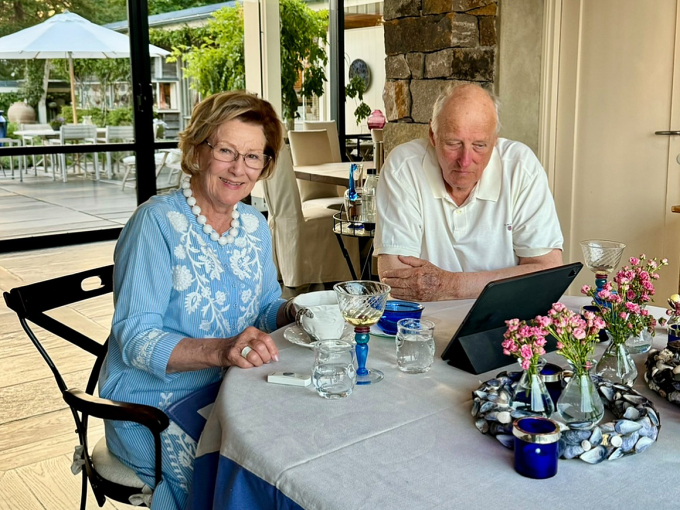 Back in Norway, Their Majesties The King and Queen followed the Olympic broadcasts with great anticipation. Photo: The Royal Court